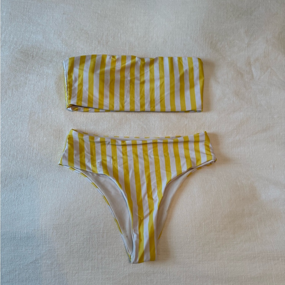 Boutique Yellow & White Striped Strapless  Swimwear Set